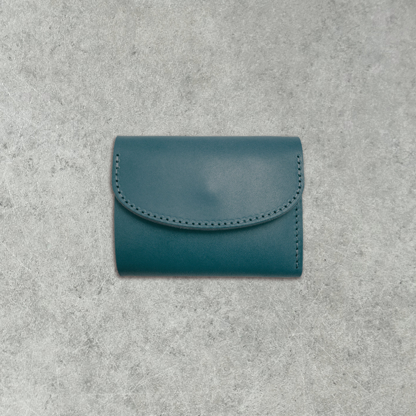 栃木レザー 三つ折り財布 牛革 本革 革小物 日本製 ベジタブル タンニン 鞣し サイズ9×11.5cm プレゼント ギフト 大容量 収納力 カジュアル ビジネス 財布