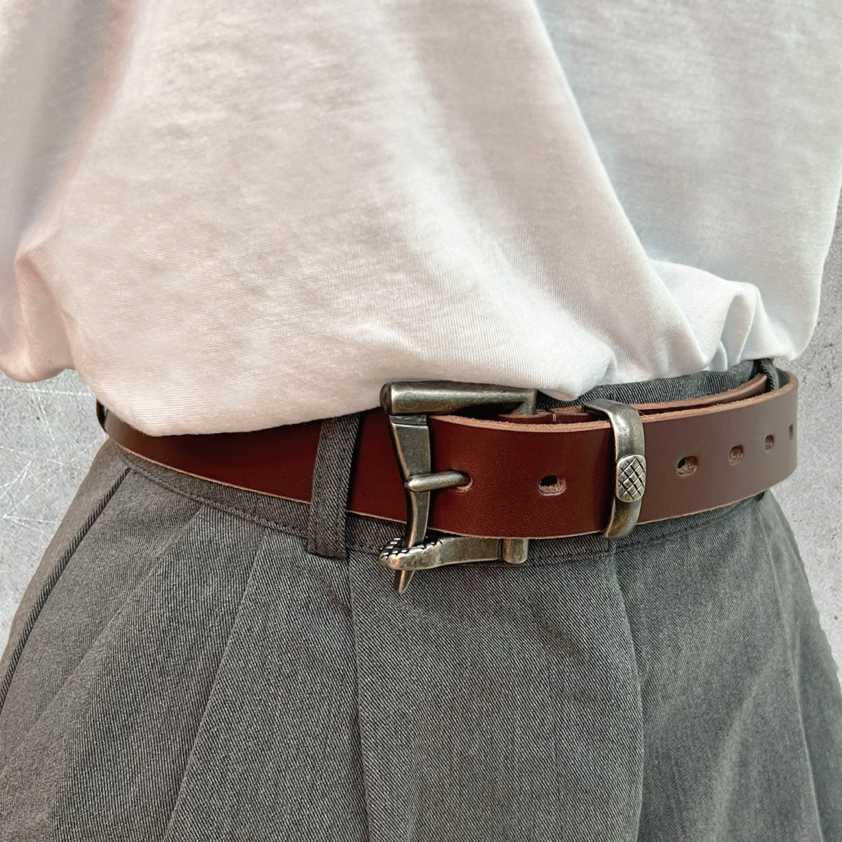 栃木レザー ファイヤーマンバックルレザーベルト　牛革 本革 レザー 取り外し簡単 長さ約112cm 幅3cm ビジネス カジュアル 紳士 日本製 メンズ レディース 祝い プレゼント