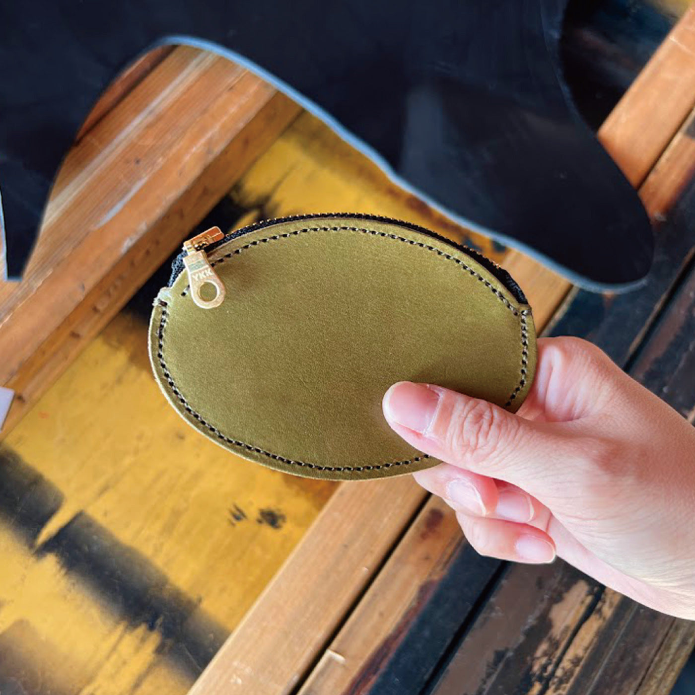 栃木レザー たまご型ミニコインケース 牛革 革小物 本革 日本製 ベジタブル タンニン 鞣し サイズ7.5cm×11cm カジュアル ミニ 小銭入れ セカンド財布 ファッション小物 プレゼント