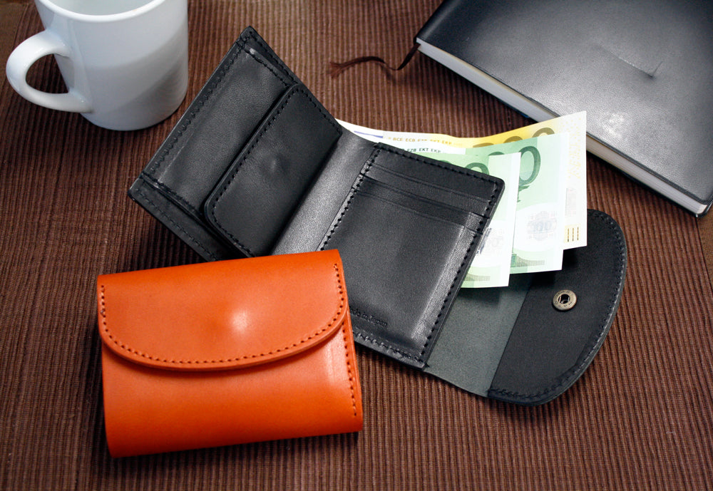 栃木レザー 三つ折り財布 牛革 本革 革小物 日本製 ベジタブル タンニン 鞣し サイズ9×11.5cm プレゼント ギフト 大容量 収納力 カジュアル ビジネス 財布